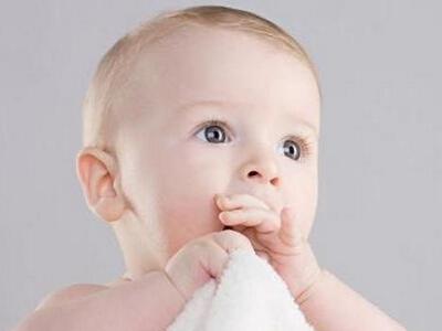 最新91视频网站专家谈孩子吃手的应对措施